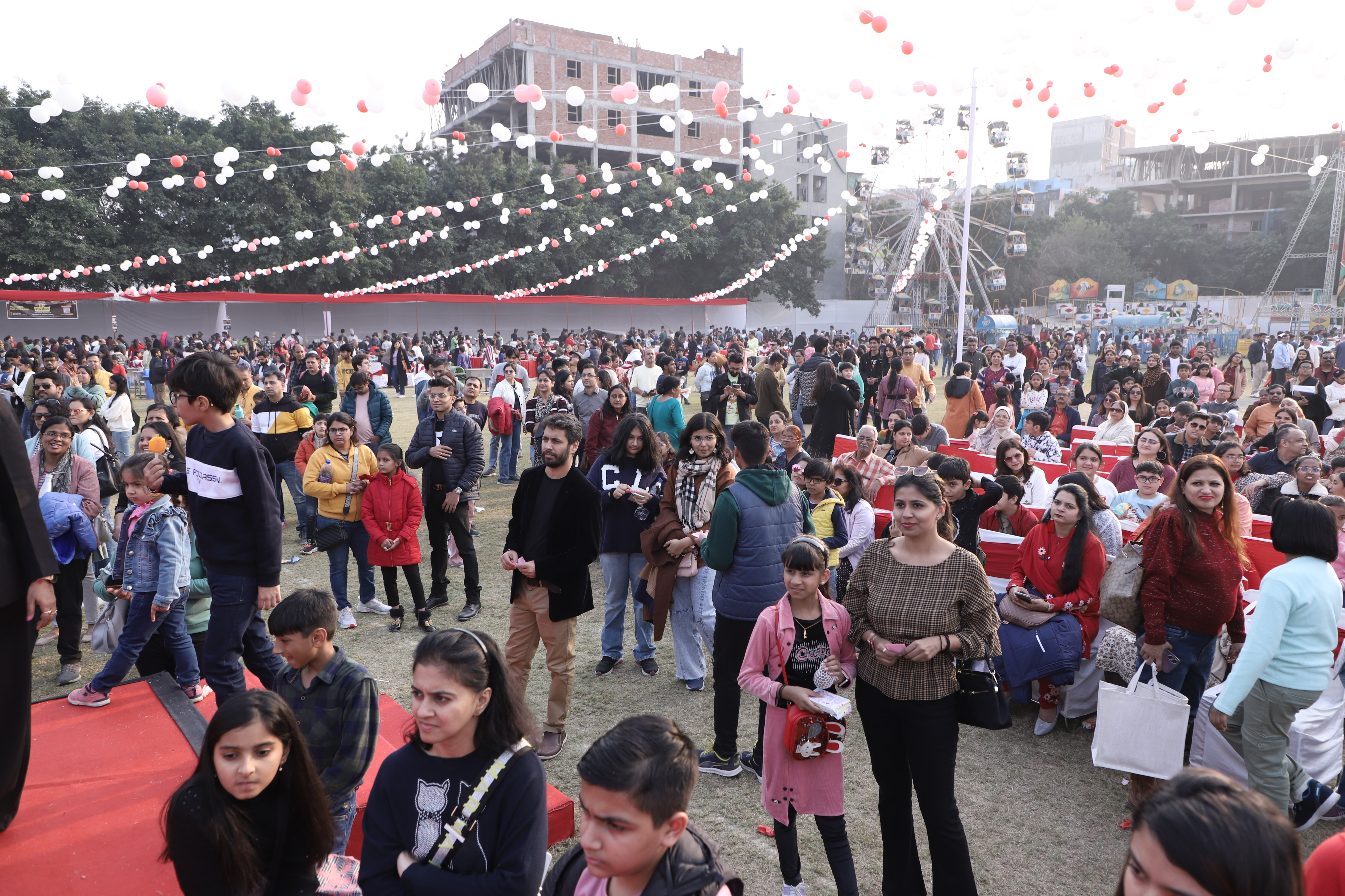 Mayoor Celebrates Winter Carnival