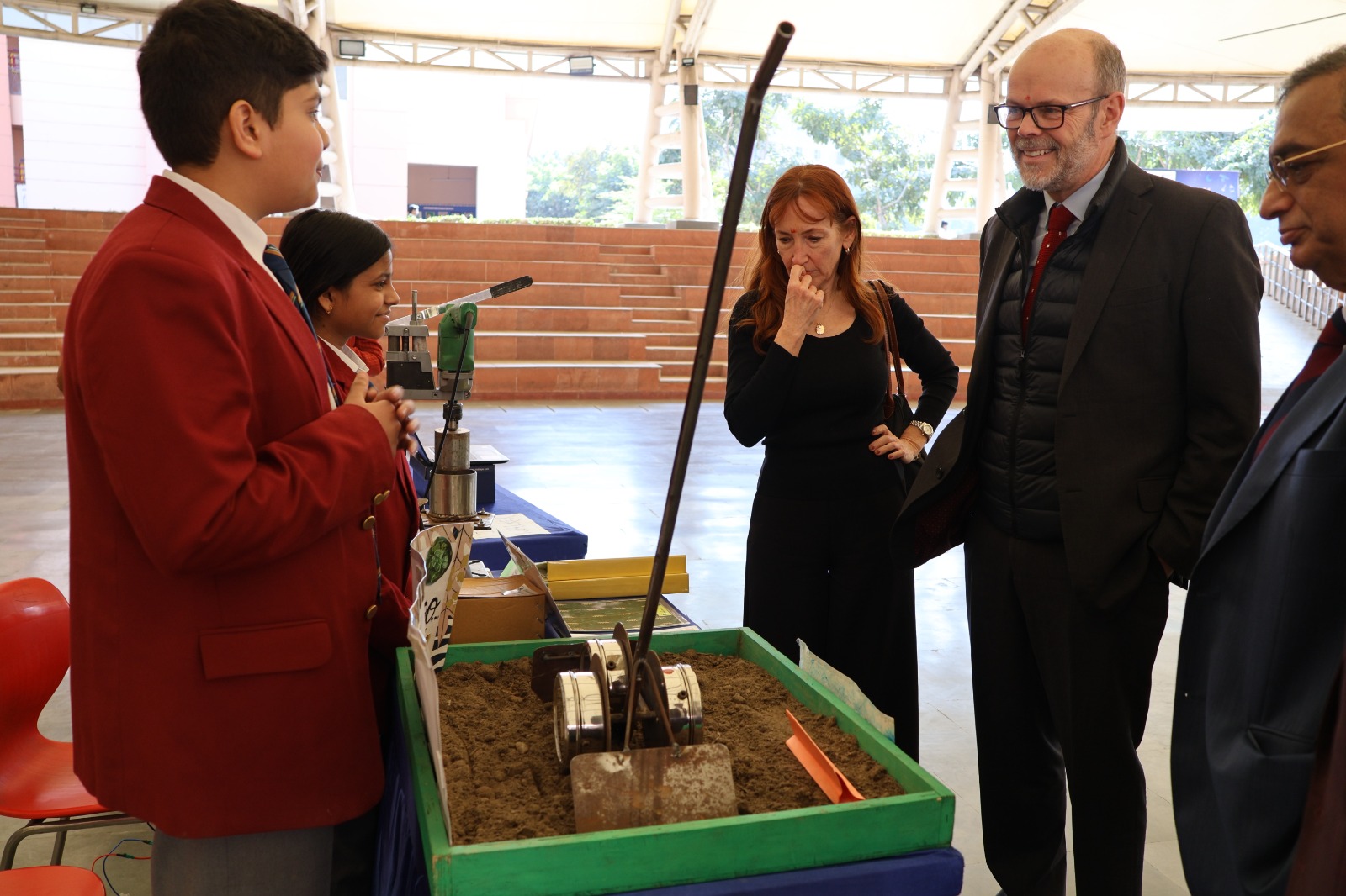 Budding Scientists Captivate Delegates with Presentations